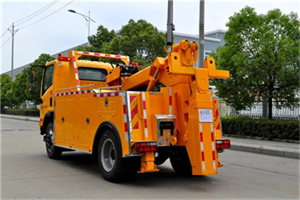 盐田高速路拖车费